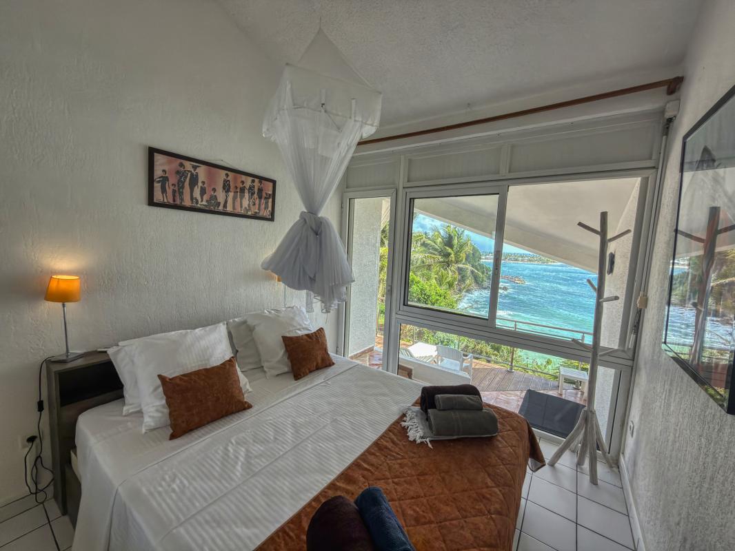 28.Location Villa piscine vue mer Ste Anne Guadeloupe_Chambre 3 vue mer